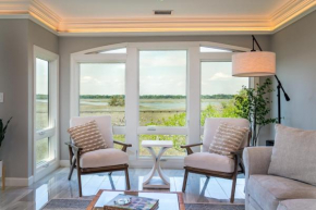 2105 Bay Pointe Villa